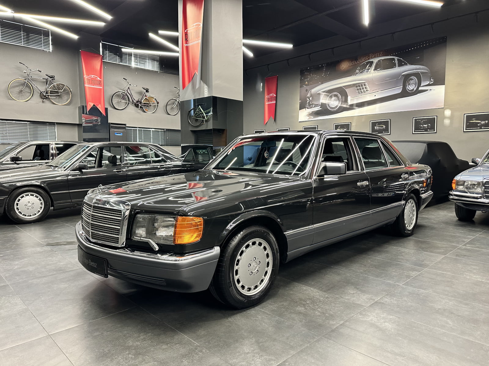 Mercedes Benz W126 300 SEL (1990) - Ray Motors